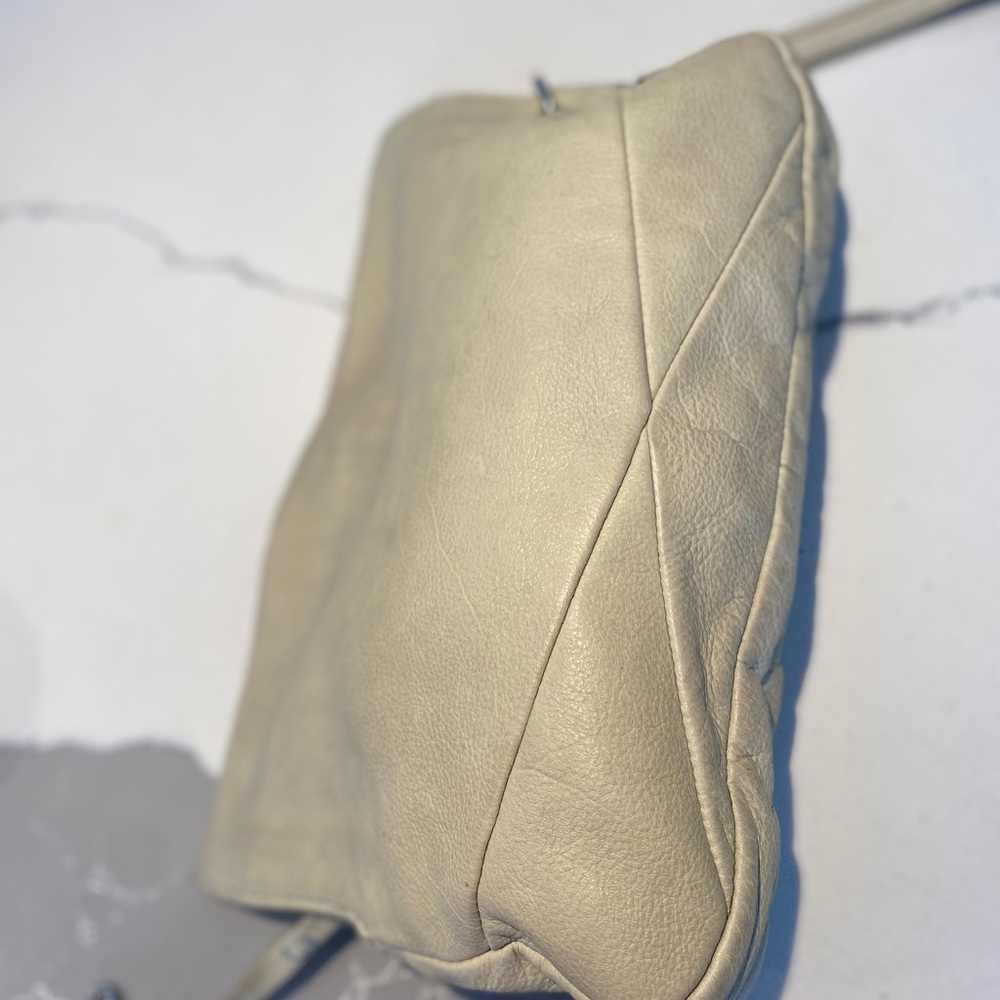 Leather clutch lucky brand beautifully done!!!